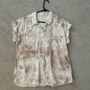 Cloth and Stone Short Sleeve Button Down